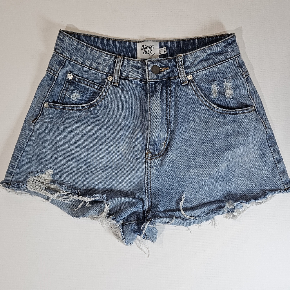Princess Polly Jorts Size 6 Distressed Light Wash Jean‎ Shorts Distressed Cutoff
